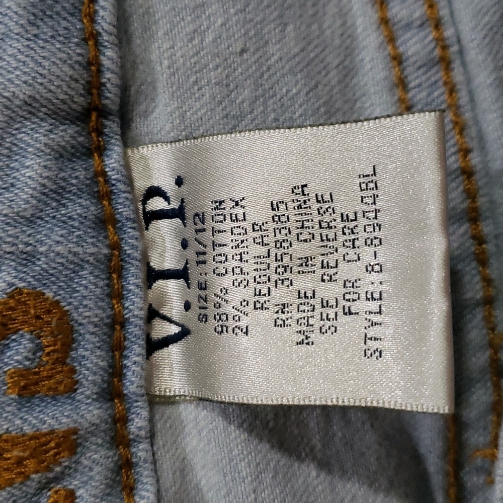 VIP JEANS shorts 11/12 - Picture 2 of 3